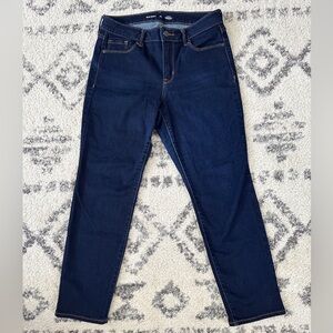 Women’s Old Navy Power Slim Straight - 10 Short